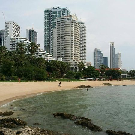 Serenity Pattaya Beach Exteriör bild
