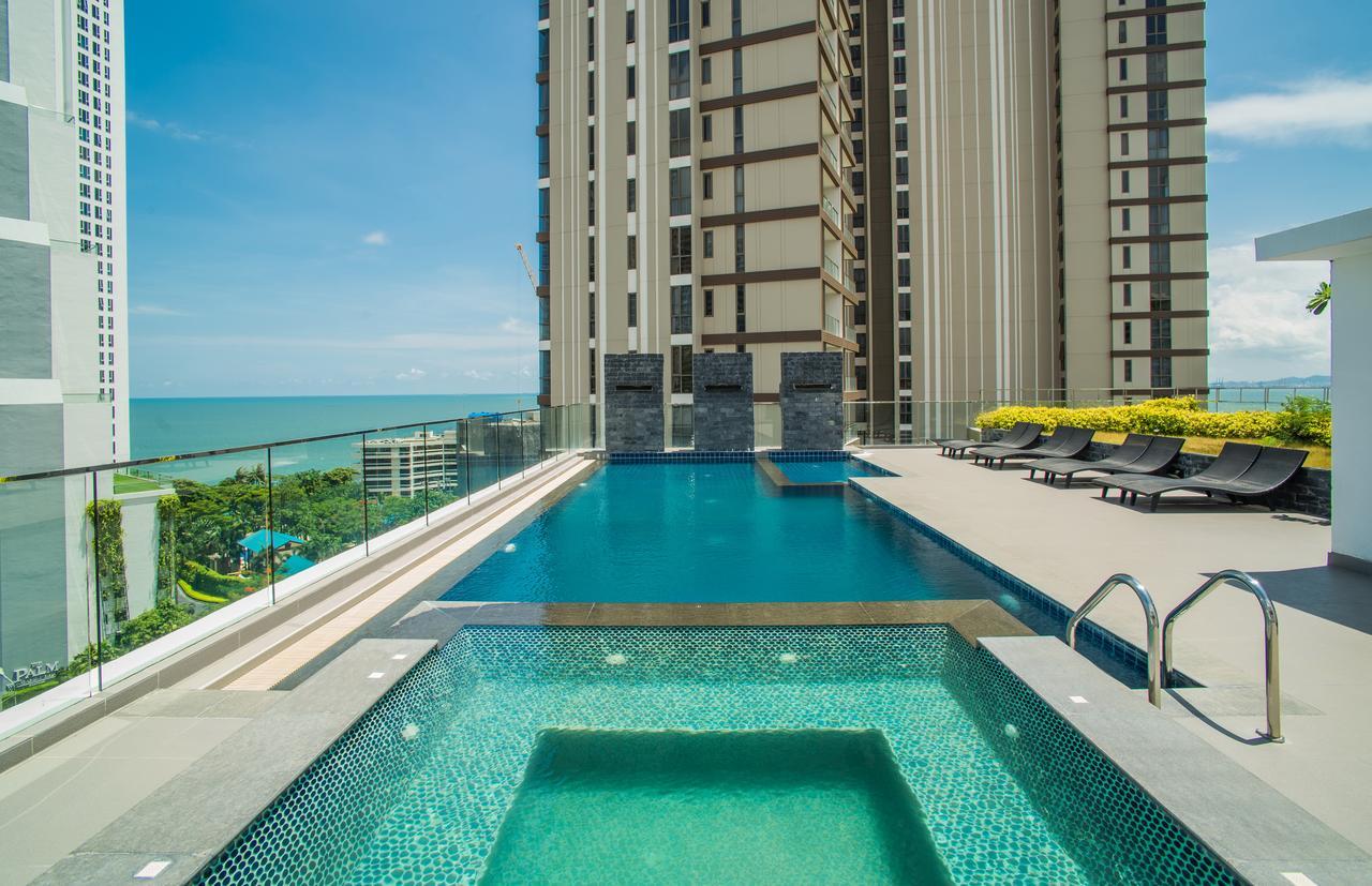 Serenity Pattaya Beach Exteriör bild