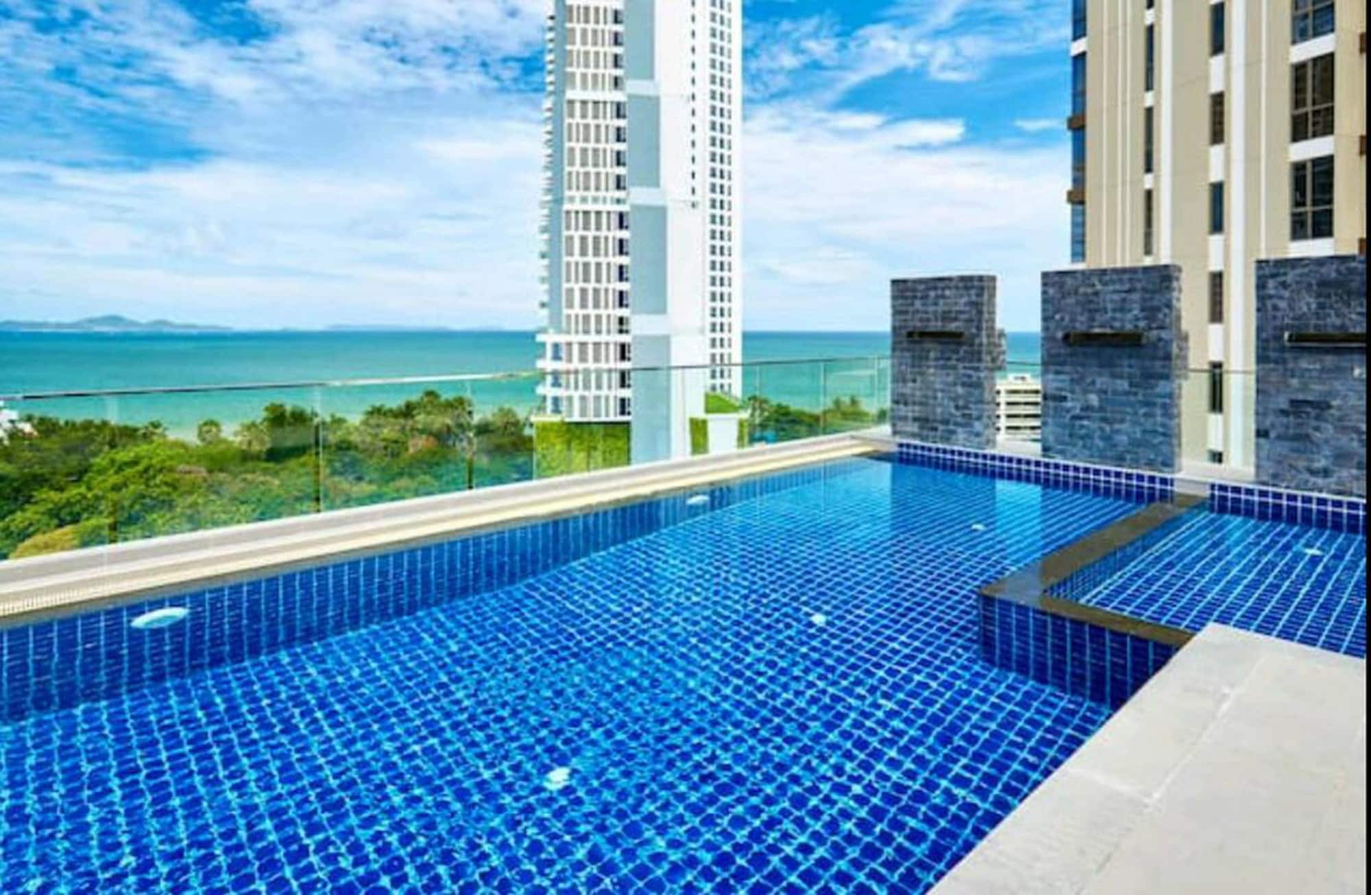 Serenity Pattaya Beach Exteriör bild